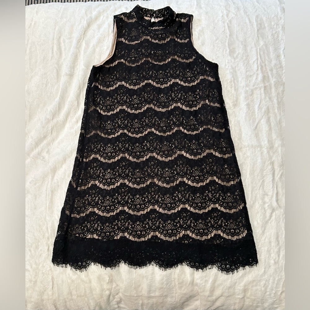 Black lace dress